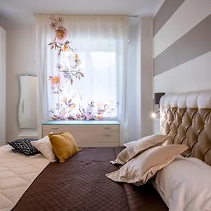 Apartament Kalbia Or Renovated, Functional, Intimate And, Cagliari